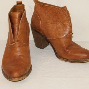 Lucky Brand Brown Leather 3" Heel Ankle Boots Size 7.5